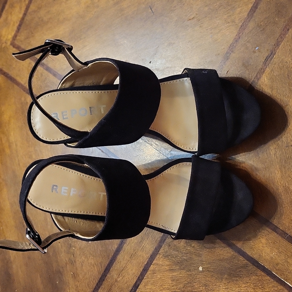 Report black heels size 5